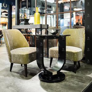 table classique / en hêtre / en plaqué bois / ronde