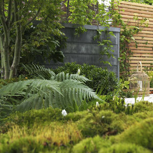 fontaine de jardin / en zinc