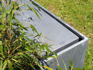 fontaine de jardin / en zinc / contemporaine
