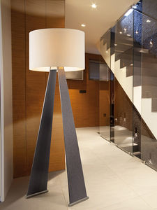 lampe sur pied / contemporaine / en tissu / blanche