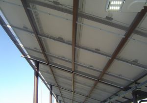 tôle déployée / en aluminium / en acier / pour bardage