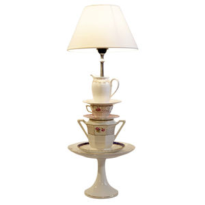lampe de table / design original / en porcelaine