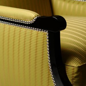 tissu d'ameublement / pour rideaux / à motif / en polyester