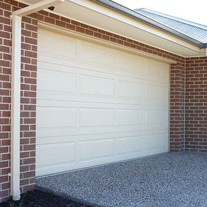 portes de garage sectionnelles / en acier / automatiques