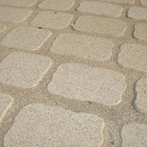 pavé antidérapant / en résine / carrossable / pour piétons