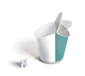corbeille à papier en acier / en polypropylène