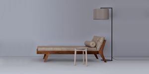 méridienne contemporaine / en cuir / en bois massif / de salon