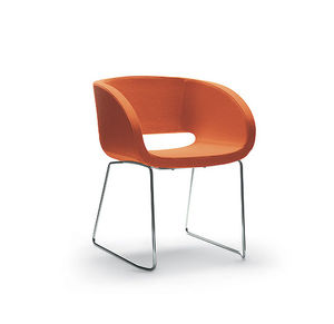 chaise visiteur contemporaine / tapissée / à roulettes / piètement étoile