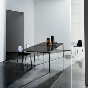 table à manger contemporaine / en bois / en céramique / en verre trempé