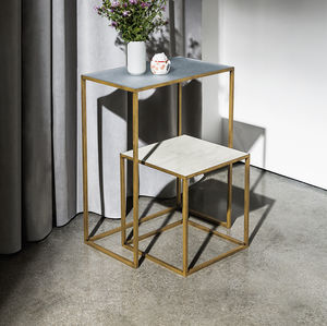 console contemporaine / en verre / en métal laqué / en céramique