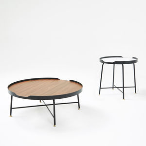 table basse contemporaine / en plaqué bois / en métal peint / en laiton brossé