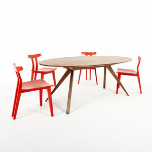 table à manger / contemporaine / en noyer / en chêne blanc