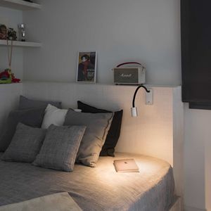 applique murale contemporaine / en aluminium / en PMMA / en silicone