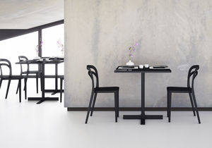 table contemporaine / en MDF / carrée / pour restaurant