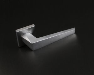poignée pour porte / en métal / contemporaine / chromée
