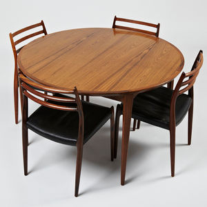 table à manger design scandinave / en bois / ronde / ovale