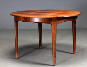 table à manger design scandinave / en bois de rose / ronde / ovale