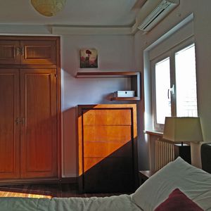 chiffonnier contemporain / en noyer / en hêtre