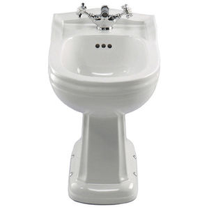bidet en porcelaine