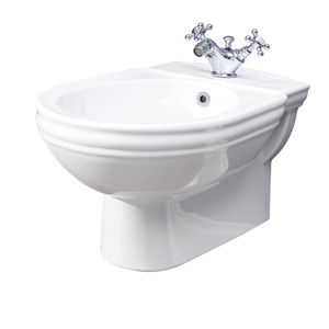 bidet suspendu / en porcelaine