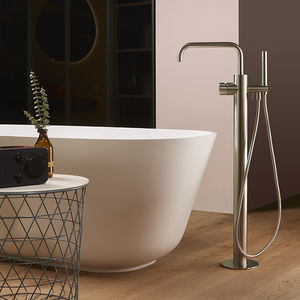 mitigeur de baignoire / au sol / en acier inoxydable / 1 trou