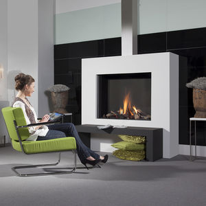 cheminée à gaz / contemporaine / à foyer fermé / à encastrer