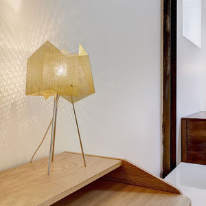 lampe de table / contemporaine / en acier inoxydable poli / fait main