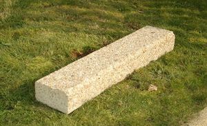 bordure de trottoir / en béton / linéaire