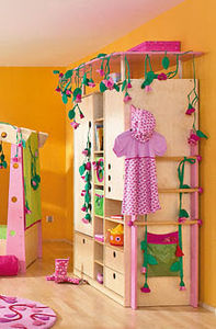 armoire contemporaine / en bois / à porte battante / pour enfant