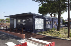 maison modulaire / contemporaine / ossature métallique / écologique