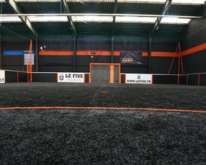 gazon en synthétique / en rouleau / pour terrain de football