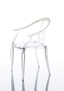 chaise contemporaine / avec accoudoirs / en contreplaqué moulé / en bouleau