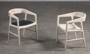chaise contemporaine / avec accoudoirs / tapissée / luge