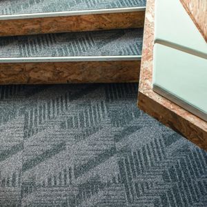 moquette en dalles / bouclée / en nylon / en polyamide
