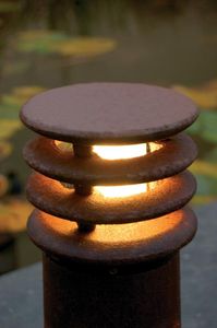 borne d'éclairage urbaine / classique / en acier / à LED