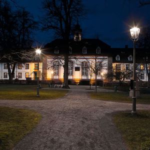 lampadaire urbain / de jardin / classique / en fonte d'aluminium