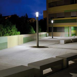 colonne lumineuse contemporaine / en fonte d'aluminium / en PMMA / à LED