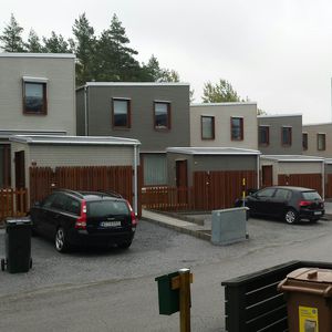 maison préfabriquée / contemporaine / à ossature bois / à 2 étages