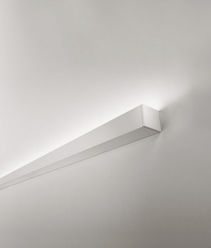 Luminaire En Saillie Mt Macrolux Srl Led Lin Aire En