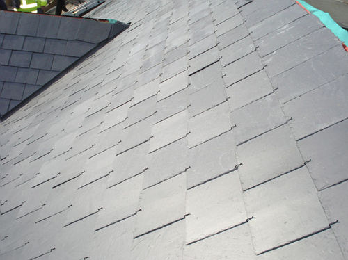 tuile photovolta&iuml;que WILTSHIRE Solar Slate Ltd