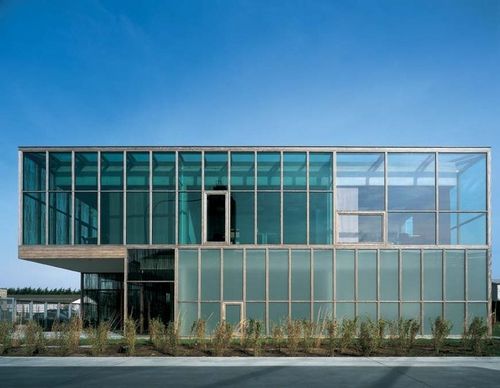 verre laqu&eacute; multifonction LACOMAT: BELGOSUC AGC Glass Europe