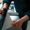 syst�me de fixation pour toiture en pente A SI ISOMEC