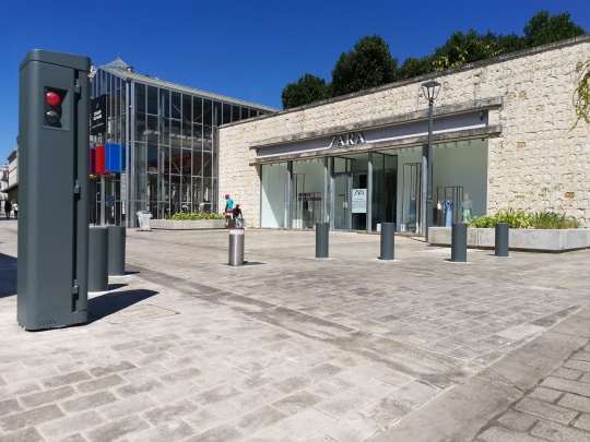 BORNES ESCAMOTABLES ET SYSTEMES - BES Photo 5