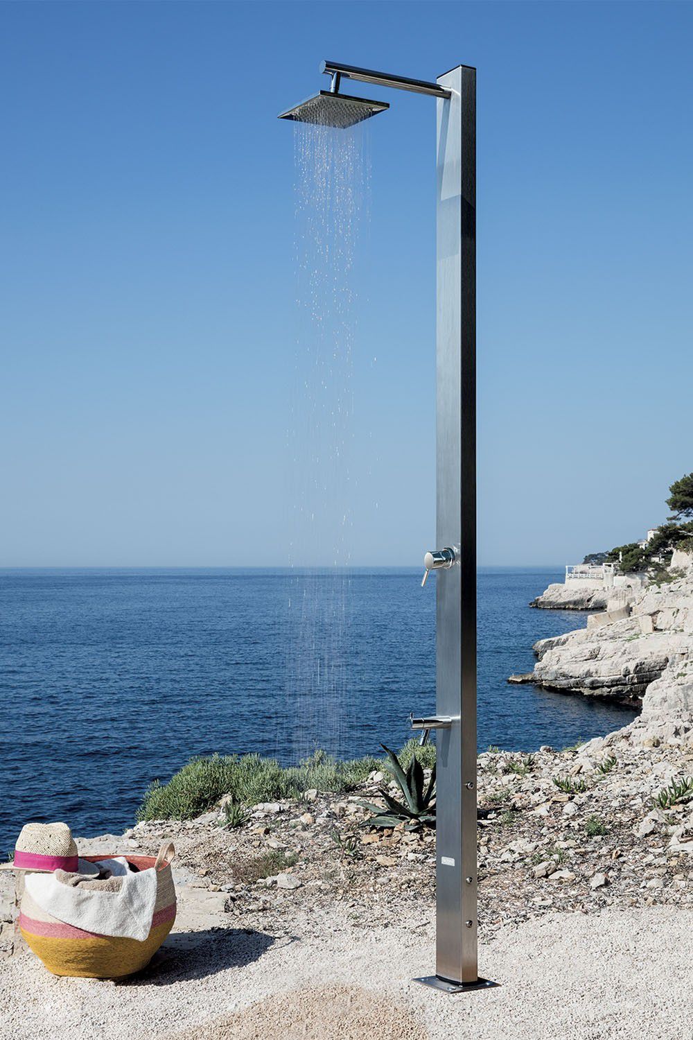 Douche de jardin en acier inoxydable SQUADRA Tectona résidentielle