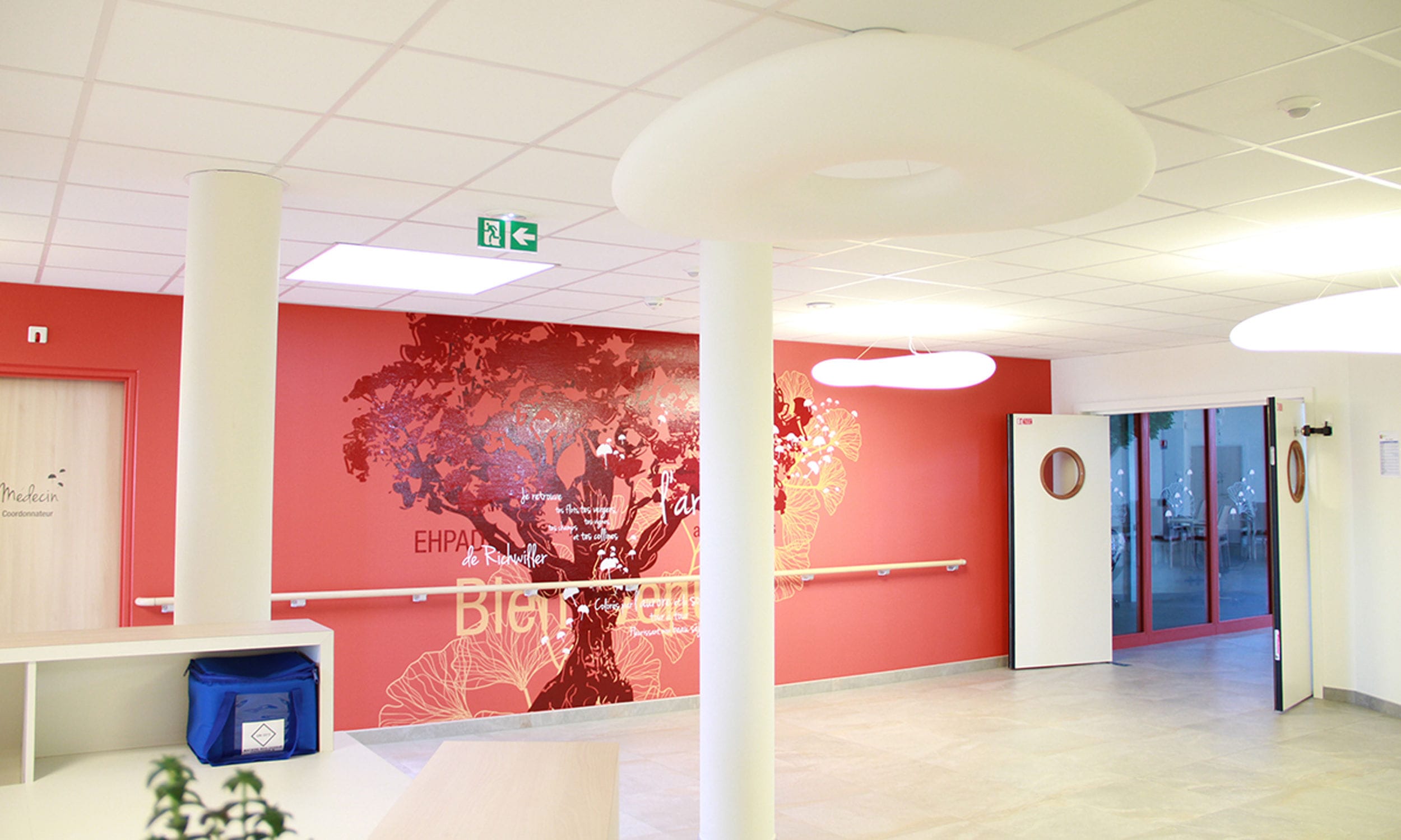 Sticker mural sur mesure / pour établissement public EHPAD RICHWILLER