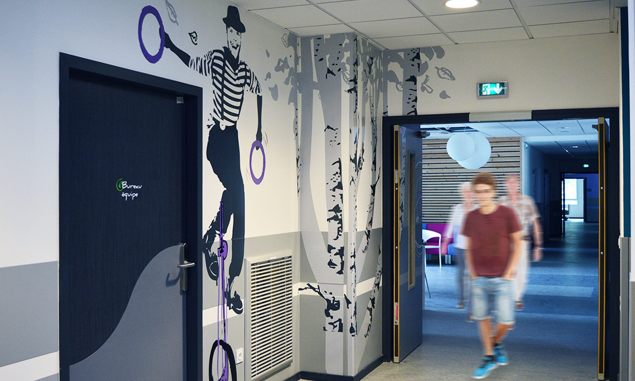 Sticker mural sur mesure IME LA GÂCHETIÈRE VOREPPE Atelier d'Art