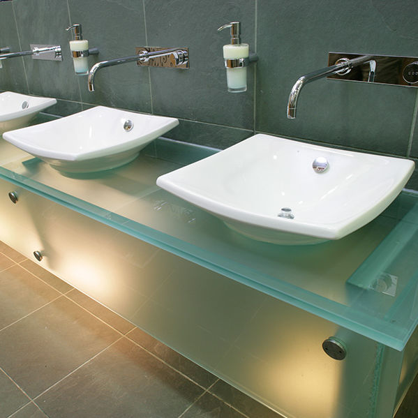 Plan vasque en verre Washroom Washroom Limited