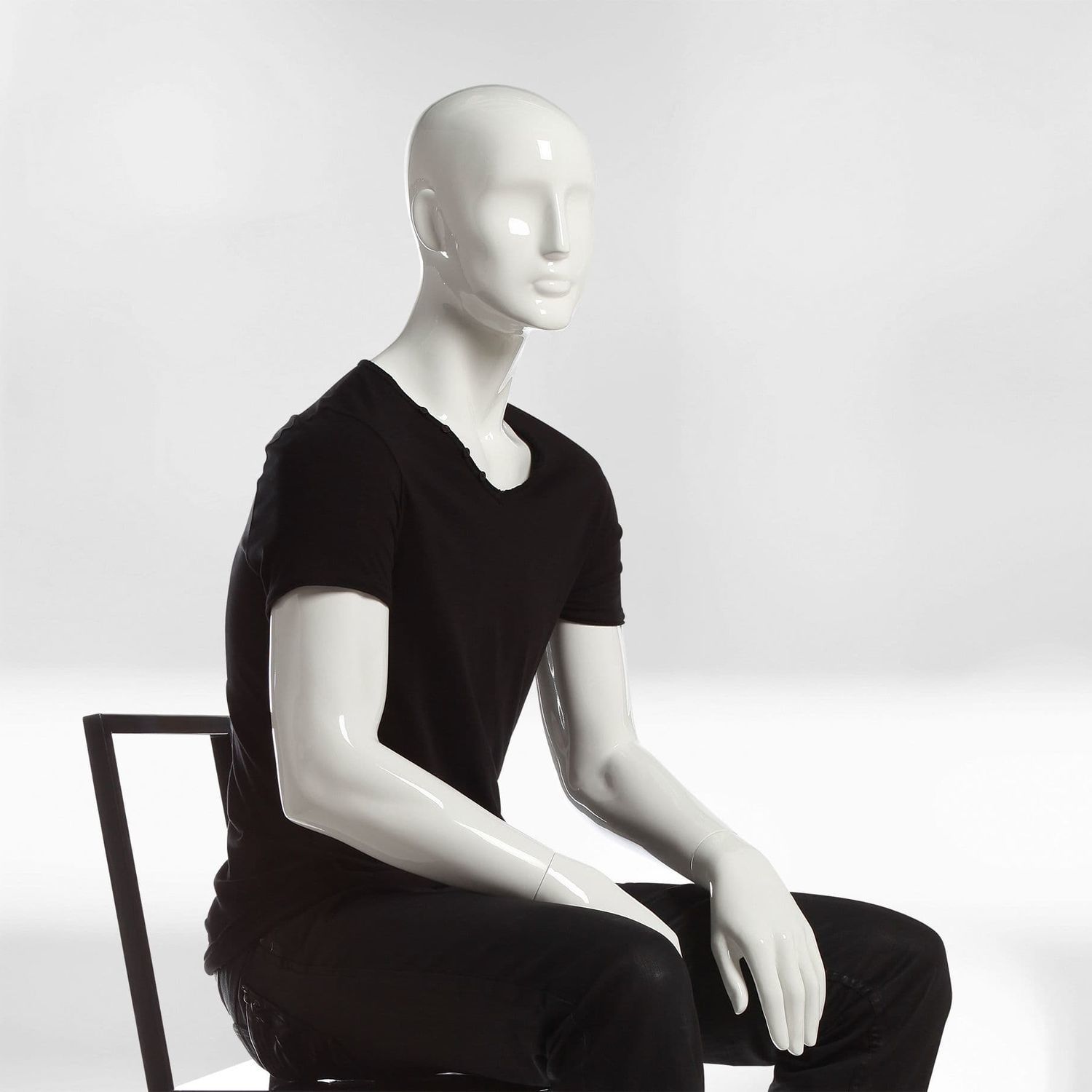 Mannequin de vitrine homme 26 WINDOW FRANCE abstrait / assis