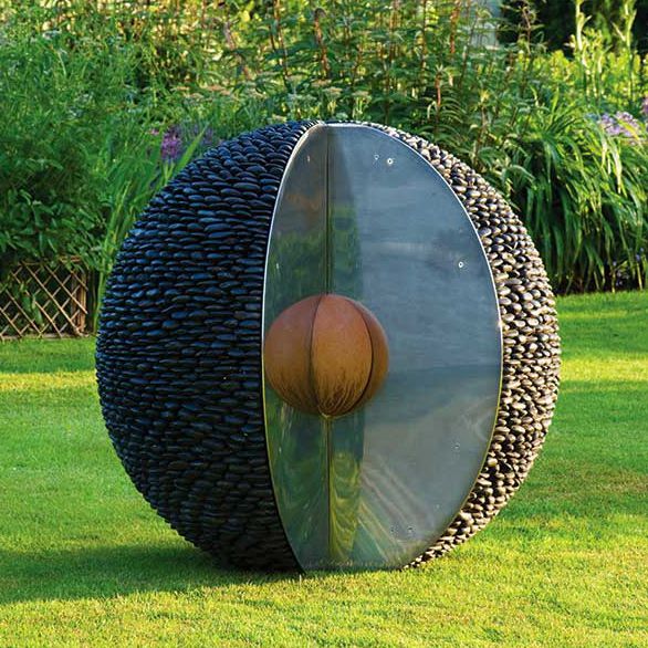 Sculpture en pierre KERNEL DAVID HARBER en acier inoxydable poli