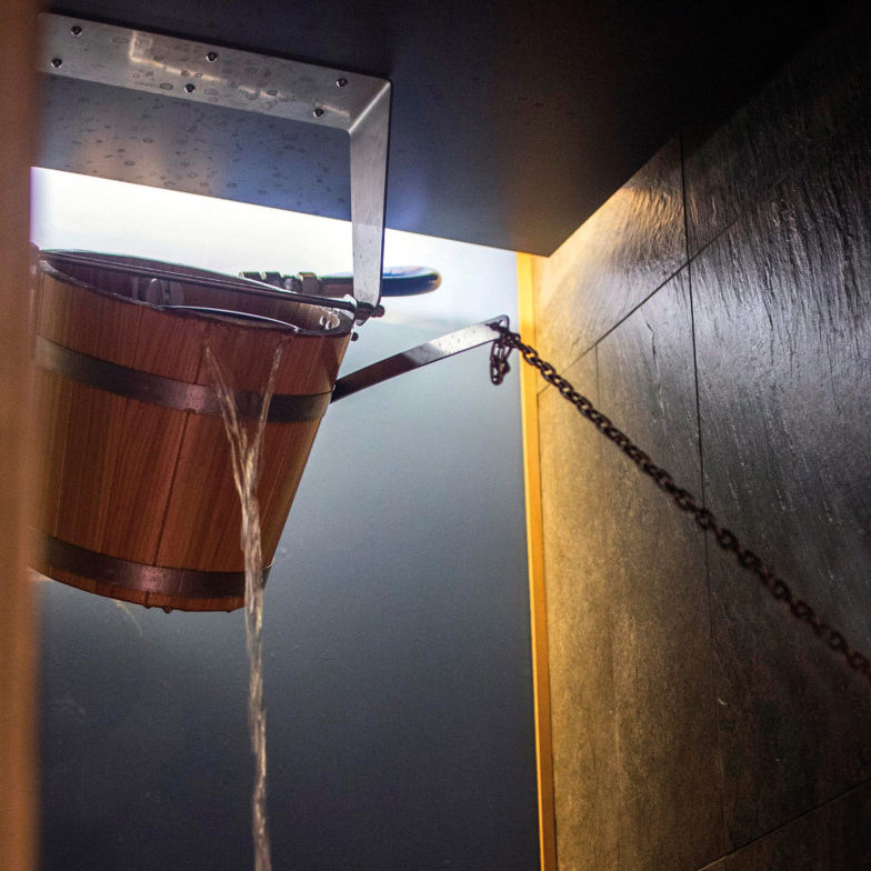 Douche en bois EFFE en kit / à seau